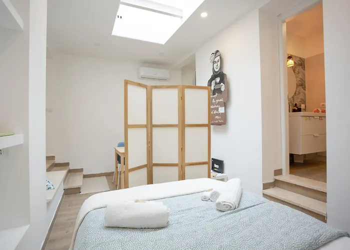 Apartment Da Cesare E Chloe Al Colosseo Rom